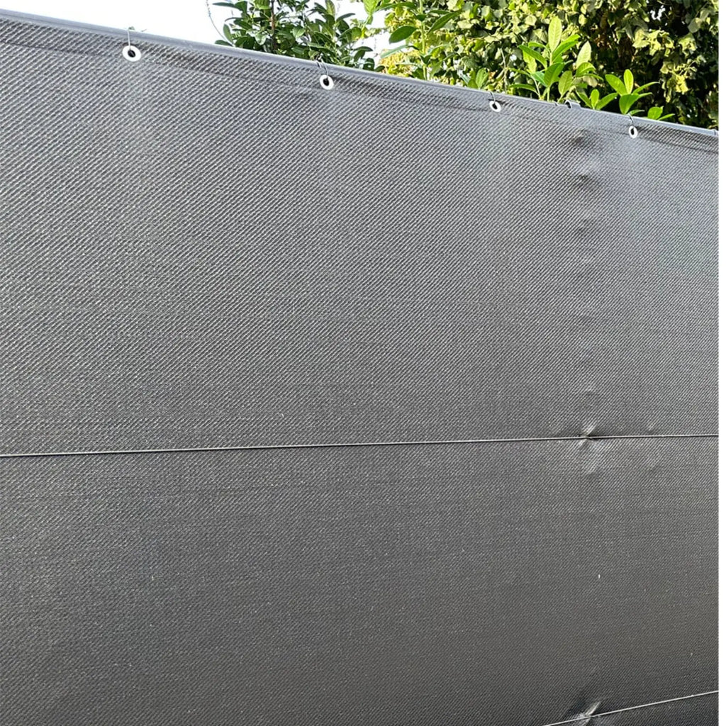 Privacy screen 200 gr/m² 180cm x 50m Black – Per roll 